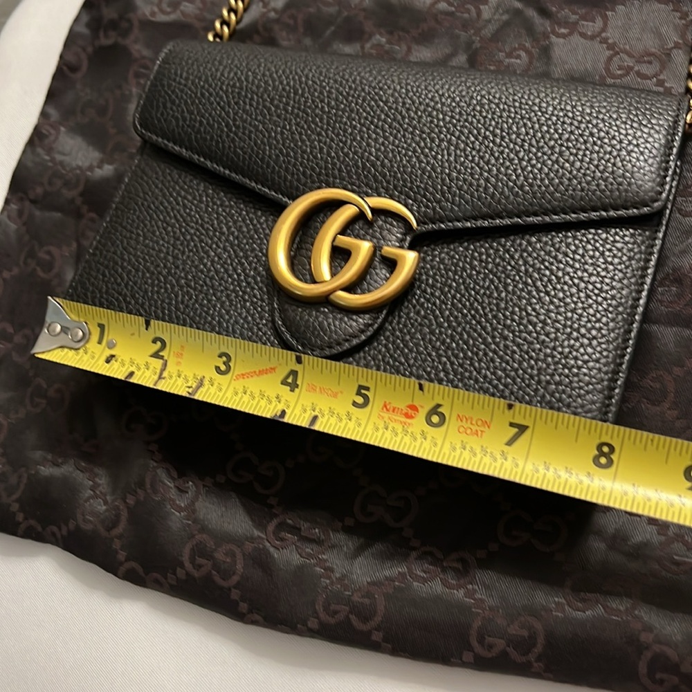 Gucci GG Marmont Chain Shoulder Leather Black Gold Hardware - Picture 11 of 17